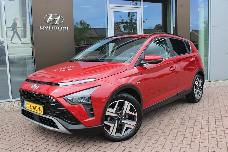 Dragon red pearl (wr7) Gebruikt 2024 Hyundai Bayon Comfort SUV | € 23.400 (Eerlijke prijs) - Afbeelding 1/4