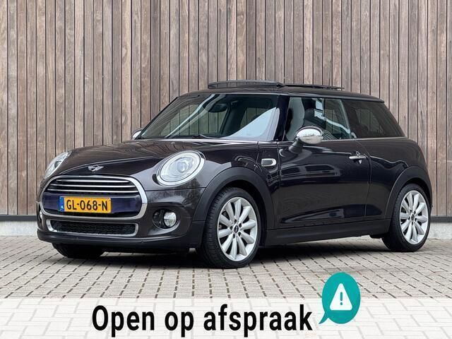 Bruin, metallic lak Gebruikt 2015 Mini Cooper Chili Hatchback | € 7.950 (Goede deal) - Afbeelding 1/4