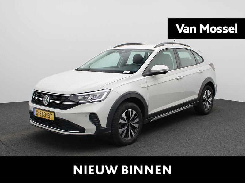 Grijs Gebruikt 2023 VW Taigo Life SUV | € 25.900 (Eerlijke prijs) - Afbeelding 1/4