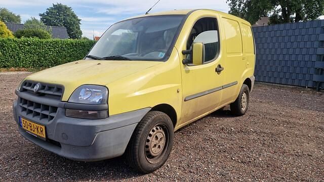 Geel Gebruikt 2003 Fiat Doblò MPV | € 1.250 - Afbeelding 1/4