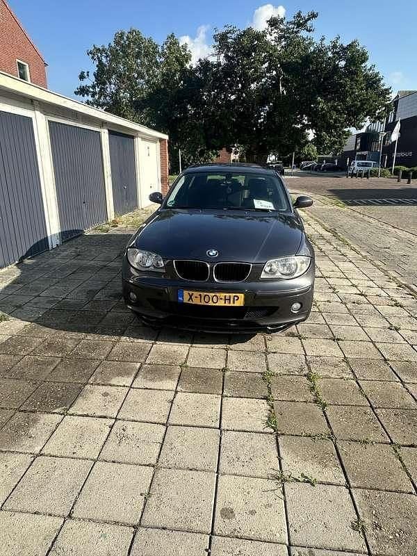 Grijs Gebruikt 2006 BMW 116 Hatchback | € 2.250 (Super prijs) - Afbeelding 1/4