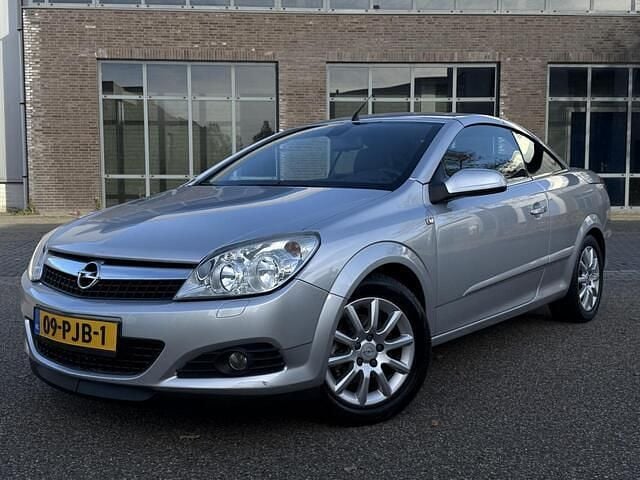 Occasion Opel Astra Cabriolet Sport 140 PK (102 kW) 2008 Grijs Cabriolet