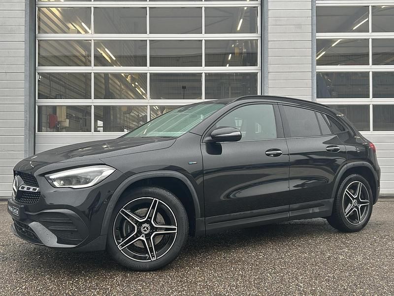 Occasion Mercedes GLA250 Business 218 PK (160 kW) 2021 Zwart SUV