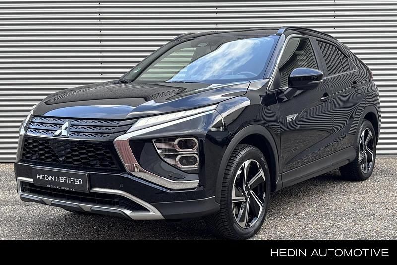 Zwart Gebruikt 2022 Mitsubishi Eclipse Cross Intense+ SUV | € 24.445 (Eerlijke prijs) - Afbeelding 1/4