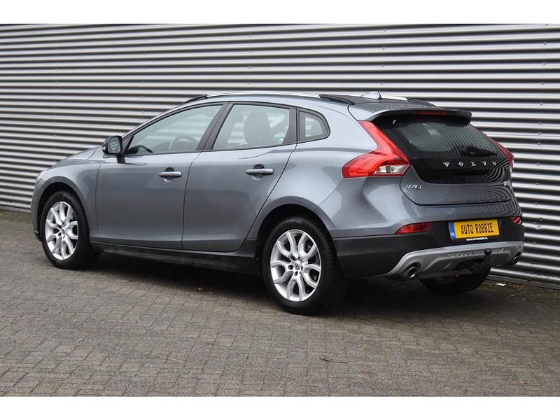 Occasion Volvo V40 153 PK (112 kW) 2017 Grijs Hatchback
