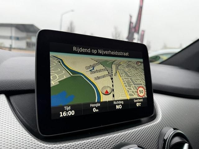 Occasion Mercedes B180 Edition 122 PK (89 kW) 2017 Grijs MPV