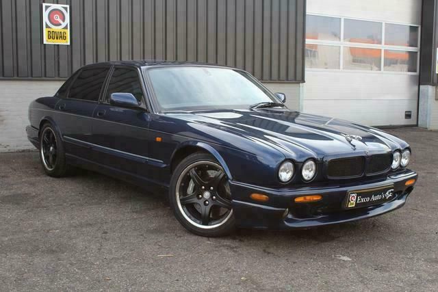 Occasion Jaguar XJR 364 PK (267 kW) 2000 Blauw, metallic lak Sedan