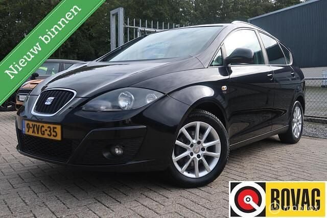 Zwart Gebruikt 2011 Seat Altea XL MPV | € 3.950 (Eerlijke prijs) - Afbeelding 1/4