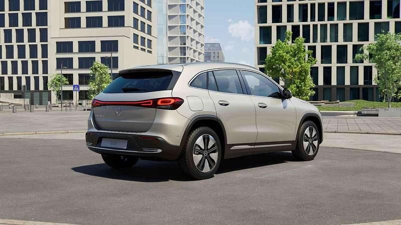 Occasion Mercedes EQA250+ Business 140 kW (191 PK) 2023 Grijs (metallic) SUV