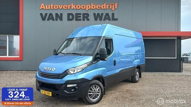 Blauw Gebruikt 2016 Iveco Daily Van | € 19.999 (Duur) - Afbeelding 1/4