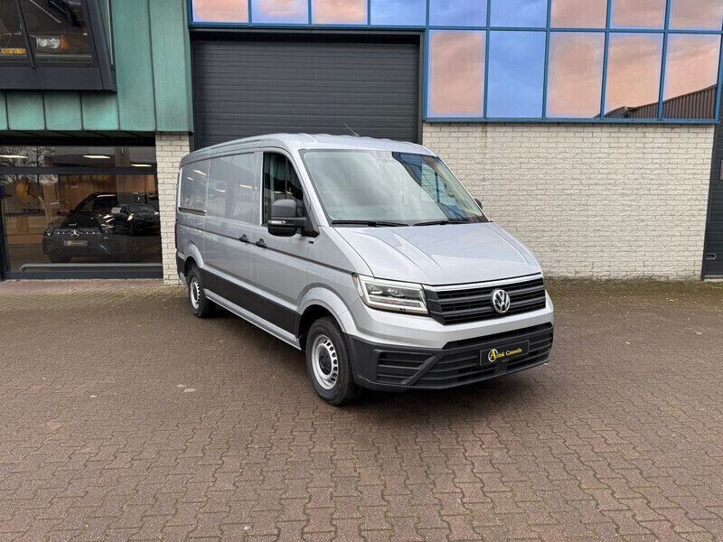 Zilver Nieuw 2024 VW Crafter Van | € 46.500 (Super prijs) - Afbeelding 1/4