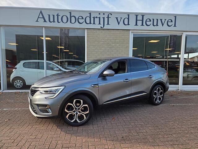 Grijs (metallic) Gebruikt 2021 Renault Arkana SUV | € 18.450 (Goede deal) - Afbeelding 1/4
