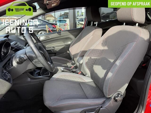 Occasion Ford Fiesta ST-Line 125 PK (91 kW) 2017 Rood Hatchback