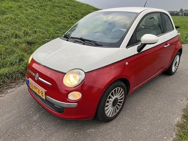 Rood Gebruikt 2011 Fiat 500 Hatchback | € 5.950 (Eerlijke prijs) - Afbeelding 1/4