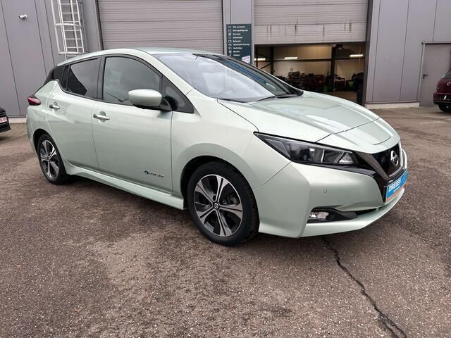 Groen Gebruikt 2018 Nissan Leaf 360º Hatchback | € 16.900 - Afbeelding 1/4