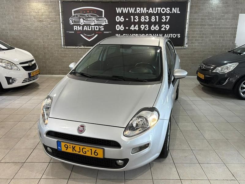 Grijs Gebruikt 2013 Fiat Punto Pop Hatchback | € 2.850 (Goede deal) - Afbeelding 1/4