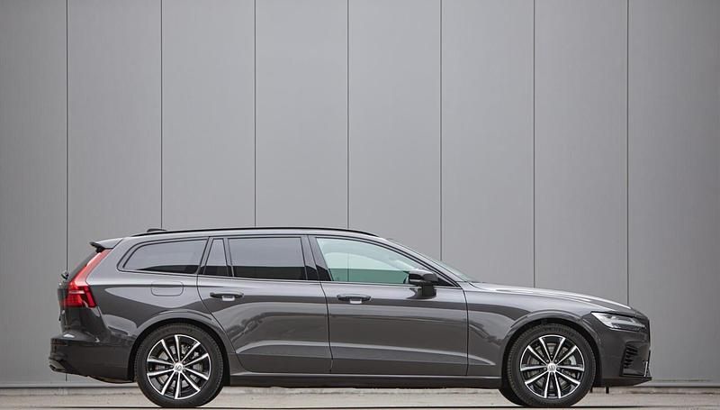 Occasion Volvo V60 Plus 2025 Grijs Stationwagen