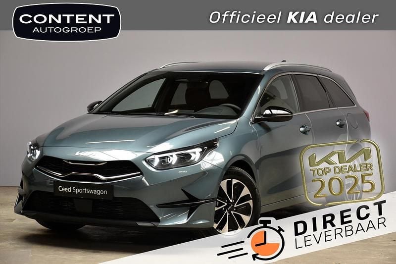 Wolf grey (grijs metallic) Nieuw 2025 Kia Ceed Sportswagon Stationwagen | € 30.485 (Eerlijke prijs) - Afbeelding 1/4