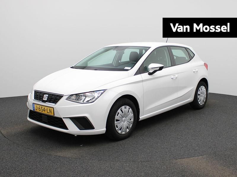 Wit Gebruikt 2020 Seat Ibiza Style Hatchback | € 13.900 (Eerlijke prijs) - Afbeelding 1/4