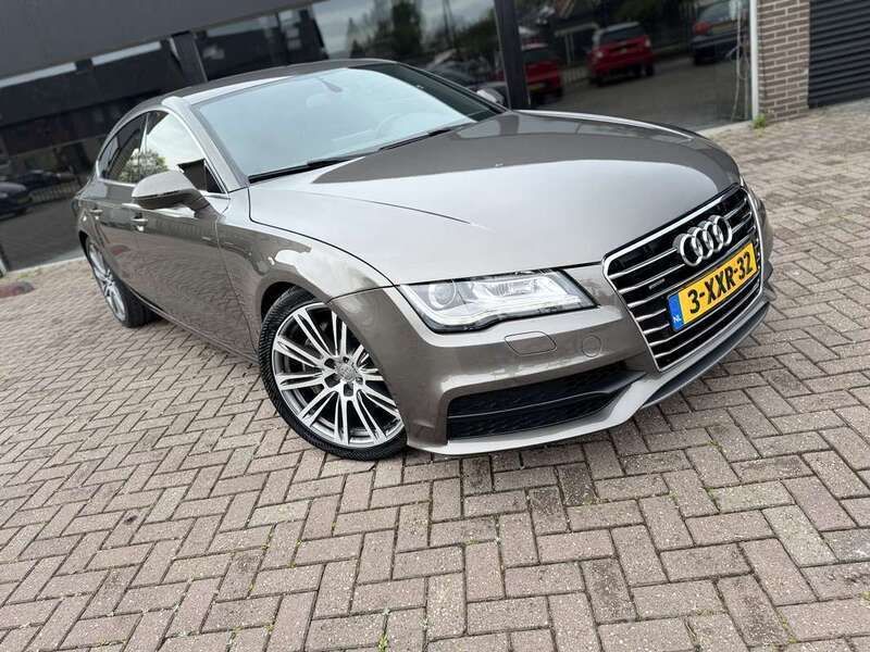 Grijs Gebruikt 2010 Audi A7 Hatchback | € 17.990 (Iets duurder) - Afbeelding 1/4