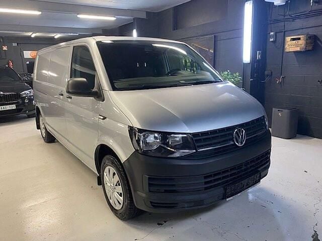 Grijs Gebruikt 2019 VW Transporter Van | € 22.000 (Eerlijke prijs) - Afbeelding 1/4