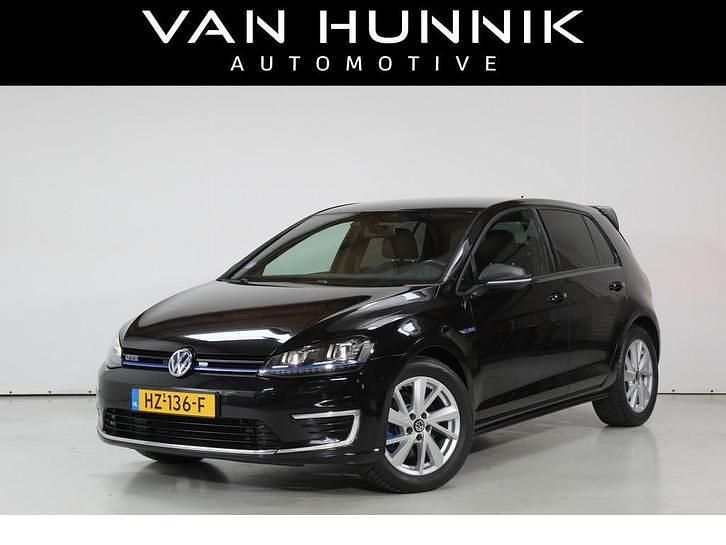 Gebruikt 2015 VW e-Golf GTE Hatchback | € 13.450 (Eerlijke prijs) - Afbeelding 1/4