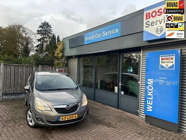 Bruin Gebruikt 2010 Opel Meriva Edition MPV | € 4.450 (Iets duurder) - Afbeelding 1/4