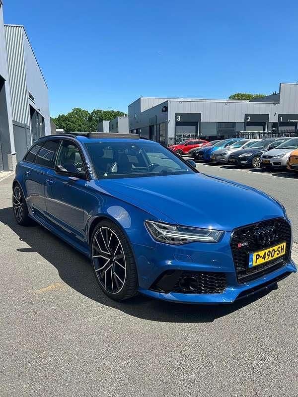Blauw Gebruikt 2018 Audi RS6 Stationwagen | € 75.998 - Afbeelding 1/4