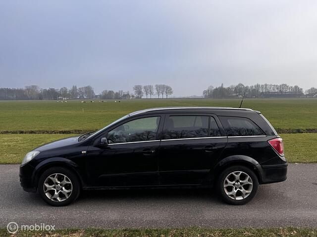 Occasion Opel Astra Elegance 125 PK (91 kW) 2005 Zwart Stationwagen