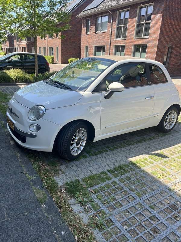 Wit Gebruikt 2010 Fiat 500 Pop Cabriolet | € 5.500 (Eerlijke prijs) - Afbeelding 1/4