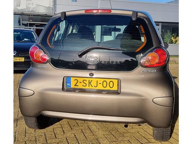 Occasion Toyota Aygo 68 PK (50 kW) 2013 Bruin Hatchback