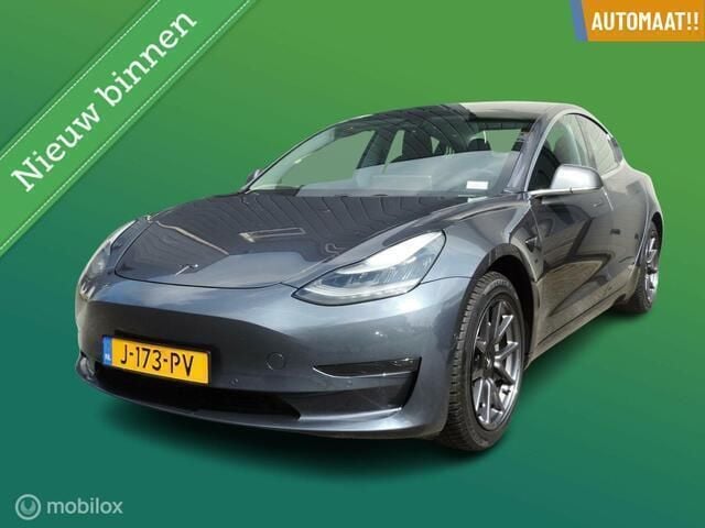 Grijs Gebruikt 2020 Tesla Model 3 Long Range Sedan | € 26.950 (Eerlijke prijs) - Afbeelding 1/4