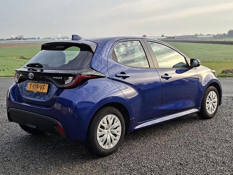 Occasion Toyota Yaris Hybrid Active 116 PK (85 kW) 2023 Blauw Hatchback