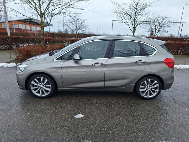 Occasion 2015 BMW 225 Luxury Line Stationwagen | € 14.850 (Eerlijke prijs) - Afbeelding 1/4