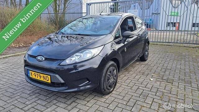 Zwart Occasion 2010 Ford Fiesta Trend Hatchback | € 1.895 (Goede deal) - Afbeelding 1/4