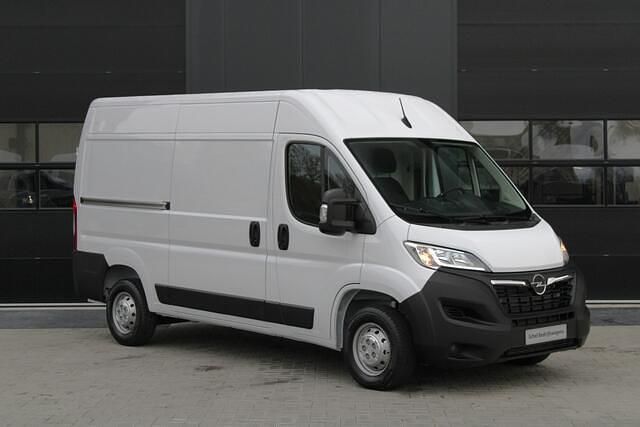 Occasion Opel Movano 141 PK (103 kW) 2024 Wit Van