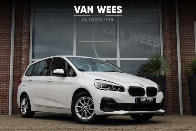 Wit, metallic lak Gebruikt 2019 BMW 218 Gran Tourer Executive MPV | € 17.450 (Goede deal) - Afbeelding 1/4