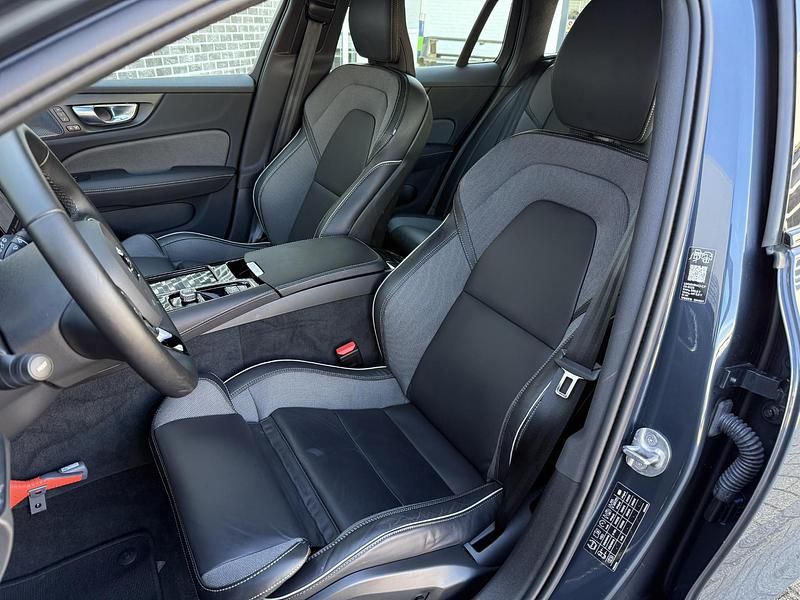 Occasion Volvo V60 Plus 350 PK (257 kW) 2025 Blauw Stationwagen