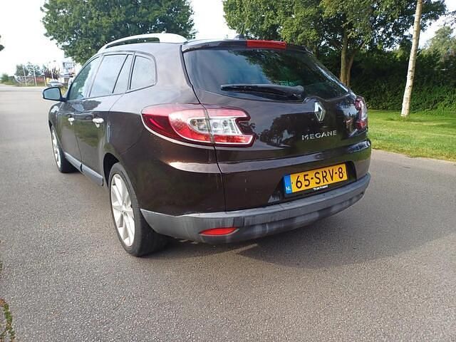 Occasion Renault Mégane Dynamique 131 PK (96 kW) 2011 Bruin (metallic) Stationwagen