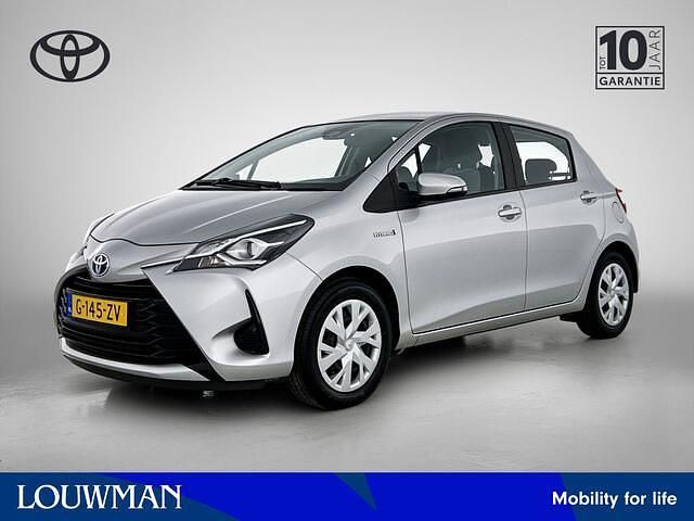 Grijs metallic Occasion 2020 Toyota Yaris Active Hatchback | € 16.945 (Eerlijke prijs) - Afbeelding 1/4