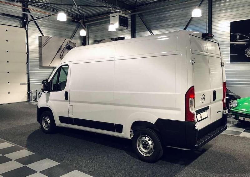 Occasion Opel Movano 140 PK (102 kW) 2024 Wit Van