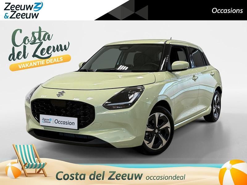 Geel Gebruikt 2024 Suzuki Swift Style Hatchback | € 21.895 (Iets duurder) - Afbeelding 1/4