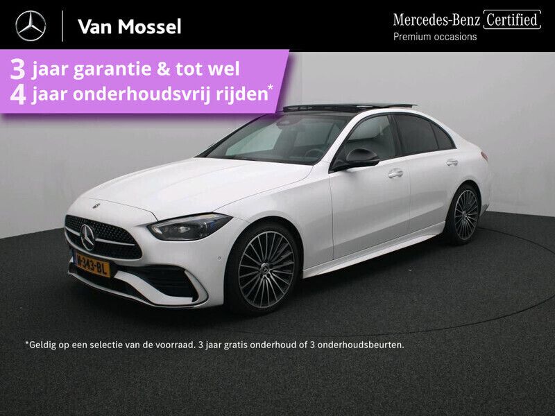 Wit Gebruikt 2021 Mercedes C200 AMG line Sedan | € 47.945 (Duur) - Afbeelding 1/4