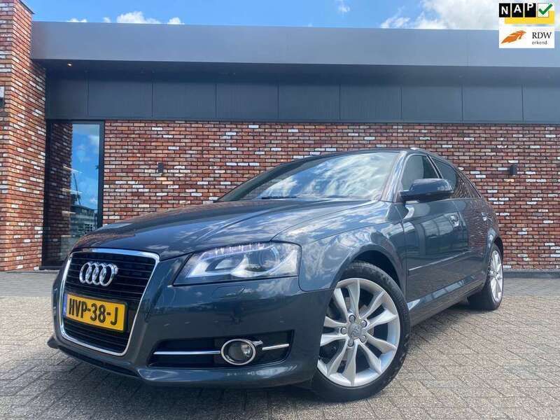 Grijs Gebruikt 2012 Audi A3 Sportback Ambition Hatchback | € 9.450 (Eerlijke prijs) - Afbeelding 1/4
