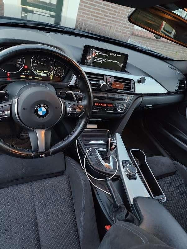 Occasion BMW 320 Executive 184 PK (135 kW) 2015 Zwart Stationwagen