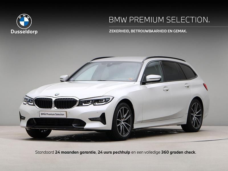 Wit Occasion 2021 BMW 320 Executive Stationwagen | € 32.950 (Eerlijke prijs) - Afbeelding 1/4