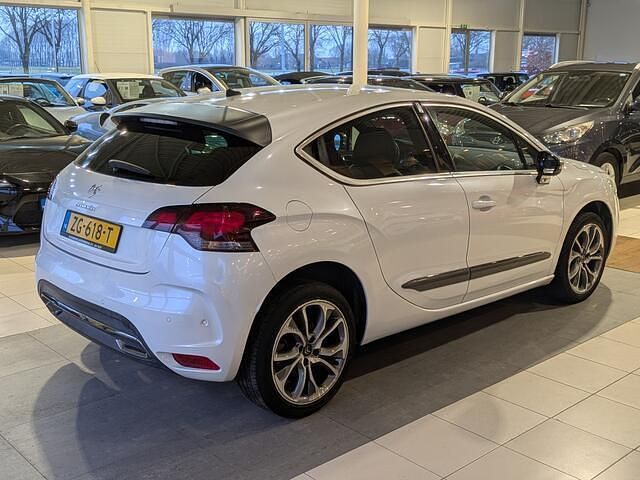 Occasion Citroën DS4 Sport Chic 200 PK (147 kW) 2011 Wit Hatchback