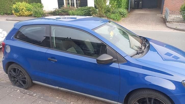 Occasion 2011 VW Polo Hatchback | € 2.100 (Goede deal) - Afbeelding 1/4