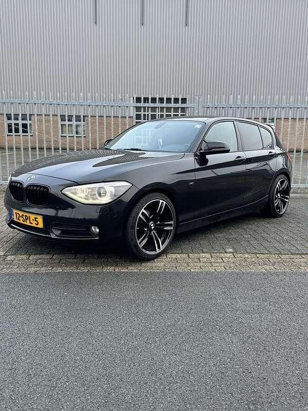 Occasion BMW 116 136 PK (100 kW) 2011 Zwart Hatchback
