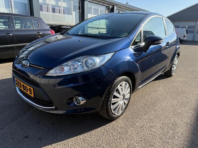 Blauw Gebruikt 2013 Ford Fiesta Hatchback | € 4.750 - Afbeelding 1/4